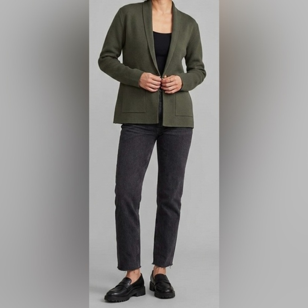 Summersalt The Ribbed‎ Sweater Blazer in Olive